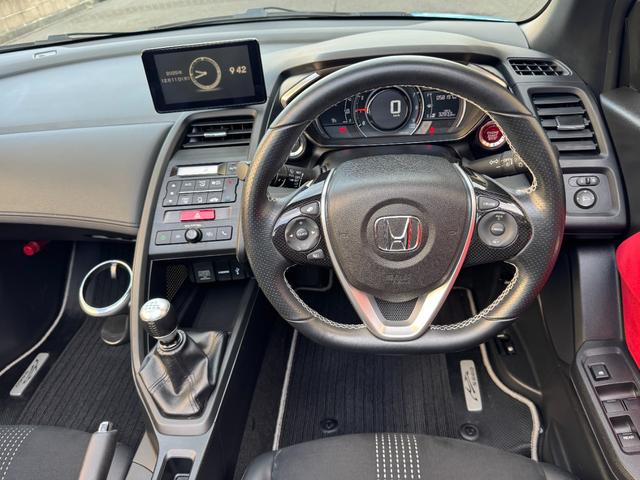 S660 α アクティブスポイラーセンターディスプレイ モデューロフロントフェイスキット モデューロリアバンパー ドアライニングパネルレッド ドリンクホルダー バックカメラ 安全装置(CTBA) LEDヘッドライト(27枚目)