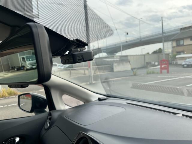 ノート ｅ－パワー　Ｘ　ＬＥＤヘッドライト　アラウンドビューモニター　ルームミラー　ヒーターミラー　フルセグＴＶ　メモリーナビ　ドライブレコーダー　タイヤ　バッテリ交換（31枚目）