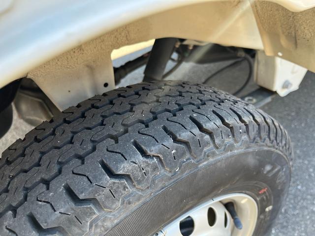 ハイゼットトラック スタンダードＳＡＩＩＩｔ　５速ミッション　スマートアシスト　衝突軽減ブレーキ　横滑り防止　ヘッドライトレベライザー　ＥＴＣ　エアコン　パワステ（35枚目）