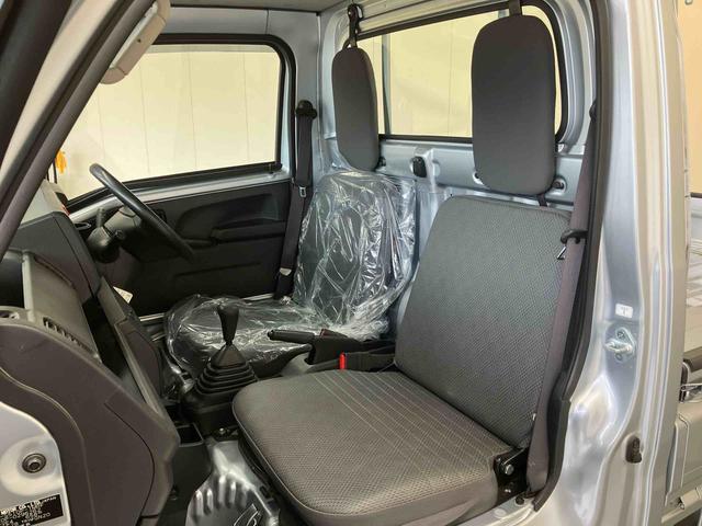 ハイゼットトラック スタンダードＳＡＩＩＩｔ／４ＷＤ／５ＭＴ　ＡＭ／ＦＭラジオ　マニュアルエアコン　パワステ　三方開（12枚目）