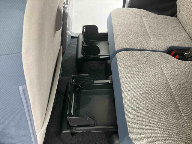 ムーヴキャンバス ストライプスＧ／ナビ／バックモニター／両側パワースライドドア　ナビ　バックモニター　ドライブレコーダー　オートエアコン　インパネシフト　電動パーキングブレーキ　キーフリー　両側パワースライドドア　スライドドアイージークローザー　ホッとカップホルダー（61枚目）