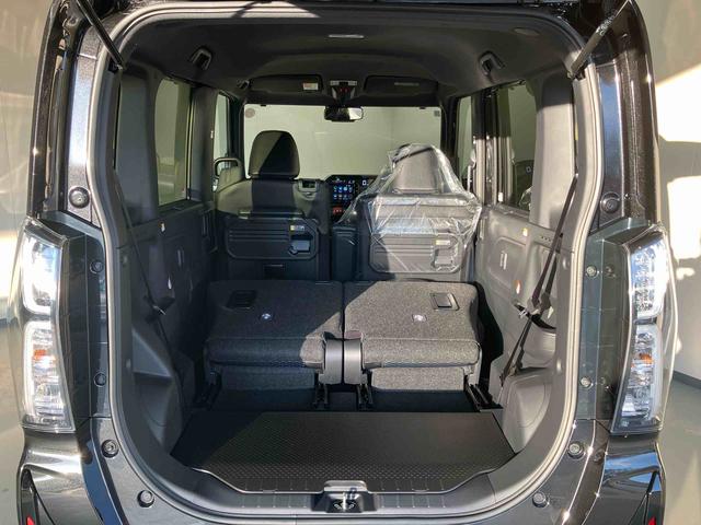 タント カスタムＲＳ／ターボ／両側パワースライドドア／充実装備　ターボ車　ディスプレイオーディオ　バックモニター　プッシュボタンスタート　インパネシフト　キーフリー　電動パーキングブレーキ　シートヒーター　オートエアコン　イージークローザー　スマートアシスト（62枚目）