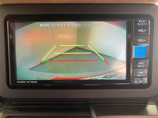 タフト Ｇ　ダーククロムベンチャー／ナビ／バックモニター／ドラレコ　ナビ　バックモニター　ドライブレコーダー　オートエアコン　インパネシフト　電動パーキングブレーキ　シートヒーター　スマートアシスト　ダークシルバー加飾　ダーククロムパーツ　スカイフィールトップ（8枚目）