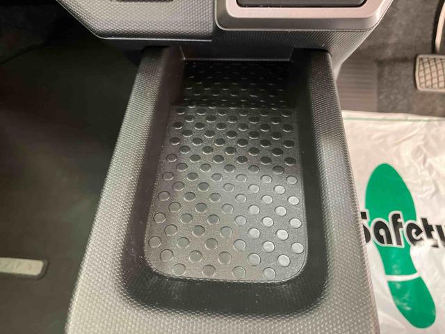 タフト Ｇ　ダーククロムベンチャー／ナビ／バックモニター／ドラレコ　ナビ　バックモニター　ドライブレコーダー　オートエアコン　インパネシフト　電動パーキングブレーキ　シートヒーター　スマートアシスト　ダークシルバー加飾　ダーククロムパーツ　スカイフィールトップ（47枚目）