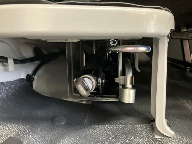 ハイゼットカーゴ ＤＸ／ＡＭ／ＦＭラジオ／キーレス／前席パワーウィンドウ　ＡＭ／ＦＭラジオ　マニュアルエアコン　キーレスエントリー　スマートアシスト　前席パワーウィンドウ（19枚目）