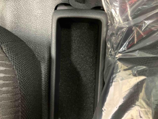 ハイゼットカーゴ ＤＸ／ＡＭ／ＦＭラジオ／キーレス／前席パワーウィンドウ　ＡＭ／ＦＭラジオ　マニュアルエアコン　キーレスエントリー　スマートアシスト　前席パワーウィンドウ（45枚目）