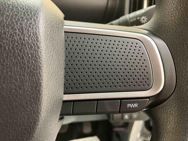 タント カスタムＸ／ディスプレイオーディオ／バックモニター　ディスプレイオーディオ　バックモニター　プッシュボタンスタート　キーフリー　インパネシフト　電動パーキングブレーキ　オートエアコン　シートヒーター　両側パワースライドドア　イージークローザー（13枚目）