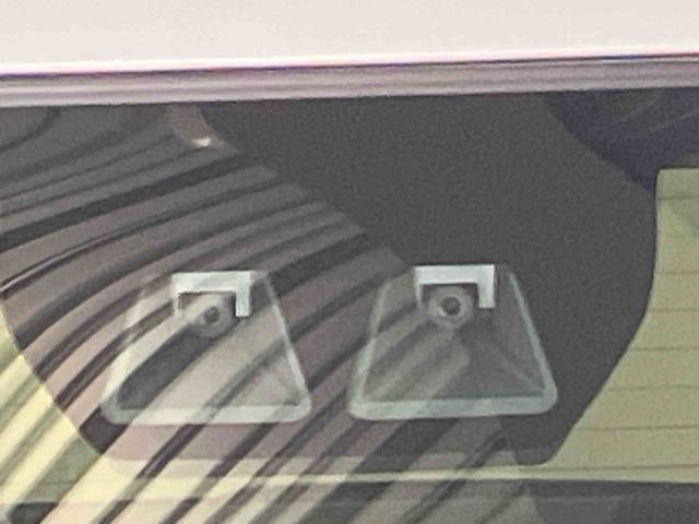 タント カスタムＸ／ディスプレイオーディオ／バックモニター　ディスプレイオーディオ　バックモニター　プッシュボタンスタート　キーフリー　インパネシフト　電動パーキングブレーキ　オートエアコン　シートヒーター　両側パワースライドドア　イージークローザー（20枚目）