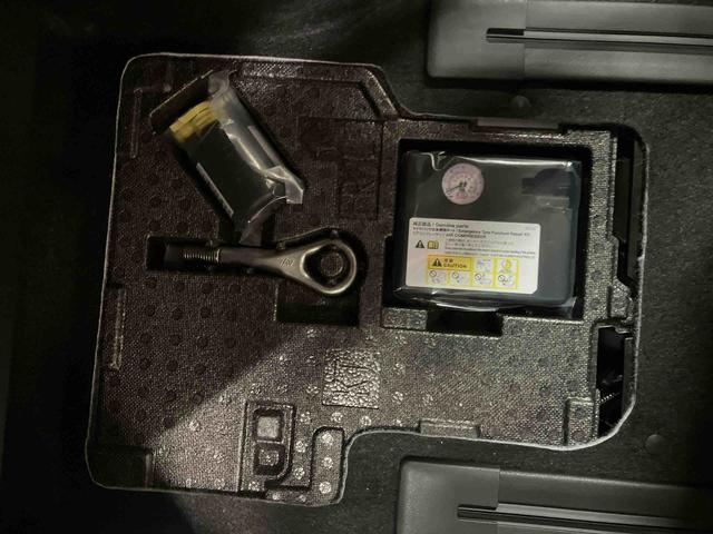 タント カスタムＸ／ディスプレイオーディオ／バックモニター　ディスプレイオーディオ　バックモニター　プッシュボタンスタート　キーフリー　インパネシフト　電動パーキングブレーキ　オートエアコン　シートヒーター　両側パワースライドドア　イージークローザー（22枚目）