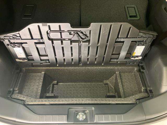 タント カスタムＸ／ディスプレイオーディオ／バックモニター　ディスプレイオーディオ　バックモニター　プッシュボタンスタート　キーフリー　インパネシフト　電動パーキングブレーキ　オートエアコン　シートヒーター　両側パワースライドドア　イージークローザー（64枚目）