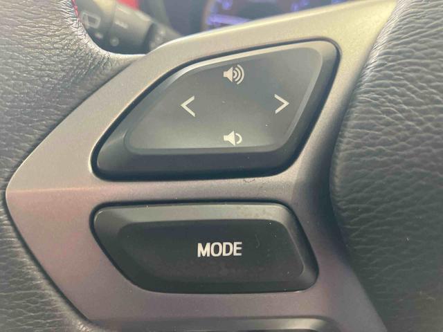 ステアリングスイッチ