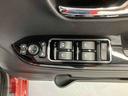 運転席からも操作できるパワーウィンドウ&電動ドアミラースイッチ