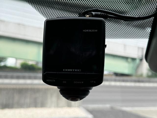 ヴェルファイアハイブリッド 　左右独立ムーンルーフ　デジタルインナーミラー　４ＷＤ　茶革シート　フリップダウンモニター　ＨＤＭＩ　ＢＳＭ　パノマミックビューモニター　アドバンスパーク　　２．０ＥＴＣ　ＡＣ１００Ｖ　ＨＶＤ（66枚目）