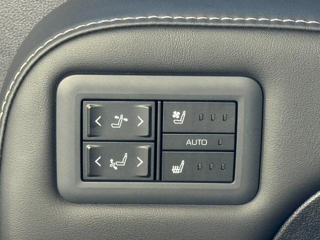 アルファードハイブリッド Ｚ　左右独立ムーンルーフ　トヨタチームメイト　カラーヘッドアップディスプレイ　１３．２型後席ディスプレイ　デジタルインナーミラー　ＢＳＭ　パノマミックビューモニター　アドバンスドパーク　２．０ＥＴＣ（65枚目）