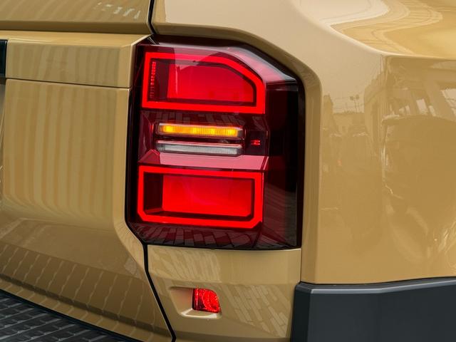 TOYOTA LAND CRUISER 250