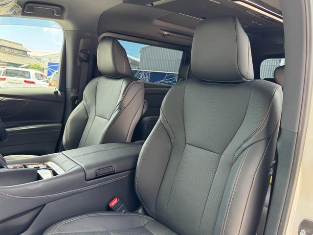 TOYOTA ALPHARD HYBRID Z