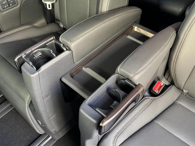 TOYOTA ALPHARD HYBRID