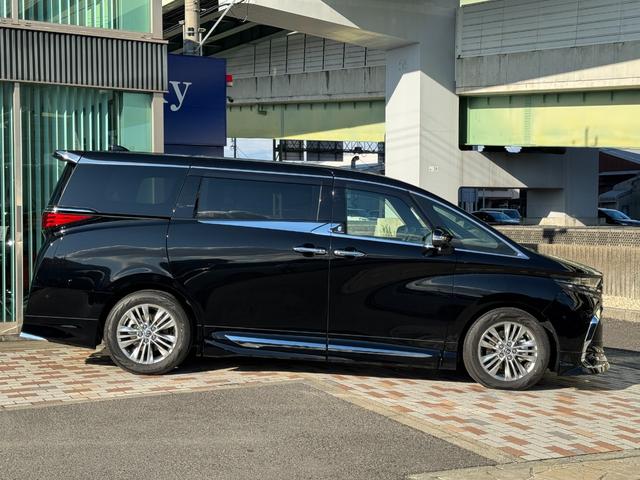 アルファードハイブリッド 　モデリスタエアロ　左右独立ムーンルーフ　４ＷＤ　純正１４インチオーディオ　パノラミックビュー　デジタルインナーミラー　寒冷地仕様　トヨタチームメイト　ＥＴＣ２．０　シートヒーター　ベンチレーション（23枚目）