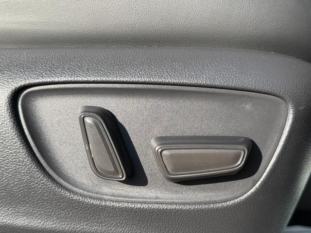 アルファードハイブリッド 　モデリスタエアロ　左右独立ムーンルーフ　４ＷＤ　純正１４インチオーディオ　パノラミックビュー　デジタルインナーミラー　寒冷地仕様　トヨタチームメイト　ＥＴＣ２．０　シートヒーター　ベンチレーション（48枚目）