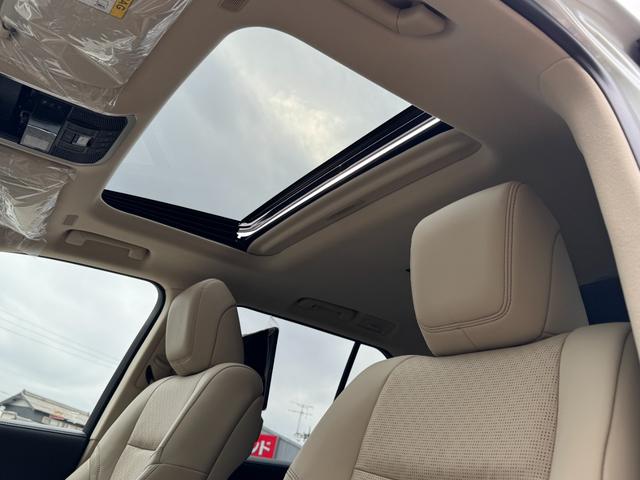 ランドクルーザー ZX モデリスタエアロ リヤエンター JBLサウンド ルーフレール サンルーフ パノラミックビューモニター クールBOX 空気圧センサー ベージュ内装 パワーシート HDMI BSM 寒冷地仕様(9枚目)