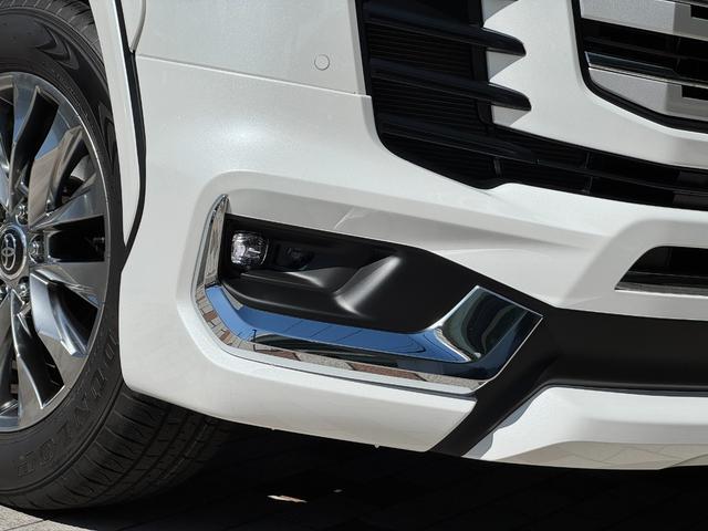 ＬＥＤコーナリングランプは標準装備☆ＬＥＤフロントフォグランプ搭載☆ＬＥＤコーナリングランプは、ヘッドランプ点灯走行時に、ウインカー操作やステアリング操作と連動して点灯します☆