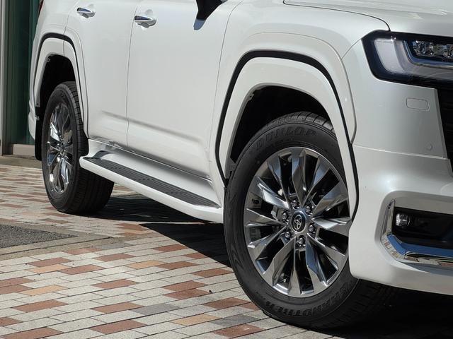 ２０インチスーパークロームメタリック塗装のホイール☆彡メーカーオプションの空気圧センサー搭載☆