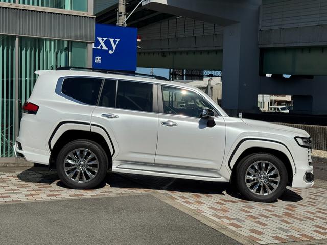 どんな路面環境でも、運転に集中できる空間になっております☆