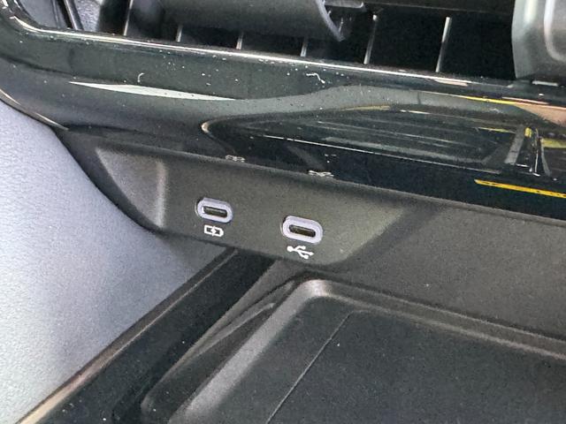 ｔｙｐｅＣ充電ソケット付き☆