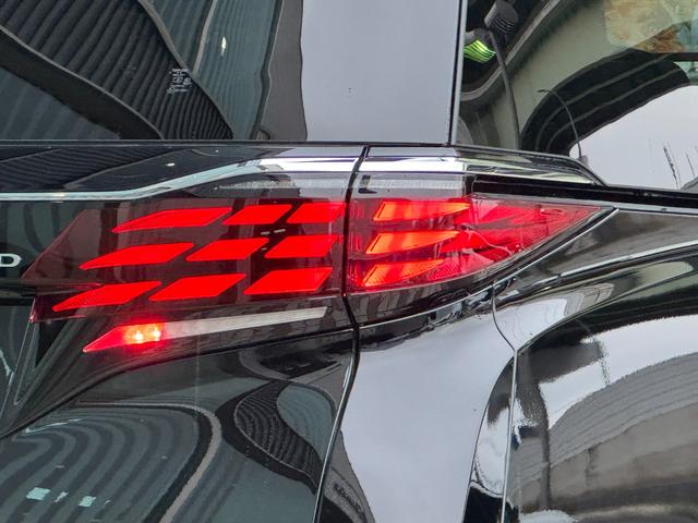 アルファード Z モデリスタエアロセット 左右独立ムーンルーフ JBLサウンド 14型後席モニター トヨタメームメイト アドバンスドパーク ユニバーサルステップ デジタルミラー パノマミックビューモニター 寒冷地仕様(17枚目)