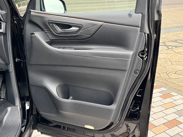 アルファード Z モデリスタエアロセット 左右独立ムーンルーフ JBLサウンド 14型後席モニター トヨタメームメイト アドバンスドパーク ユニバーサルステップ デジタルミラー パノマミックビューモニター 寒冷地仕様(31枚目)