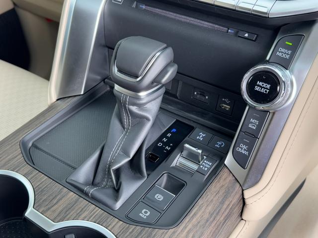 ランドクルーザー ＺＸ　モデリスタエアロ　ＪＢＬサウンド　ブラックルーフレール　サンルーフ　リヤエンター　クールＢＯＸ　空気圧センサー　純正１２．３インチナビ　パノラミックビュー　寒冷地　ＢＳＭ　ＡＣ１００Ｖ　ＨＤＭＩ（57枚目）