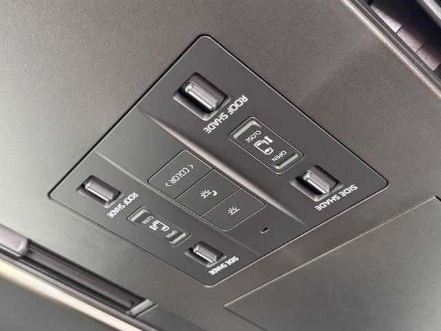 ヴェルファイアハイブリッド Ｚ　プレミア　左右独立ムーンルーフ　デジタルインナーミラー　純正１４インチナビ　パノラミックビュー　１３．２型有機ＥＬ後席ディスプレイ　ユニバーサルステップ　　ブラウン内装　トヨタチームメイト　アドバンスパーク（64枚目）