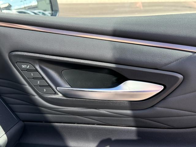 アルファードハイブリッド Ｚ　モデリスタ　左右独立式ムーンルーフ　純正１４インチコネクトナビ　デジタルインナーミラーミラー　パノラミックビューモニター　フリップダウンモニター　トヨタチームメイト　寒冷地仕様　ステップ　２．０ＥＴＣ（30枚目）