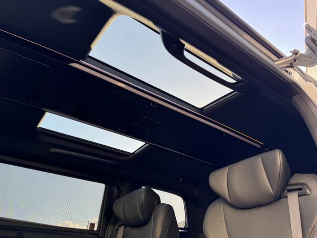 アルファードハイブリッド Ｚ　純正１４インチコネクトナビ　１３．２型有機ＥＬ後席ディスプレイ　パノラミックビューモニター　トヨタチームメイト　デジタルインナーミラー　ヘッドアップディスプレイ　　２．０ＥＴＣ　Ｄミラー　スペアタイヤ（7枚目）