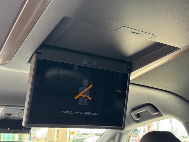 アルファードハイブリッド 　左右独立ムーンルーフ　純正後席モニター　トヨタチームメイト　デジタルインナーミラー　カラーヘッドアップディスプレイ　ユニバーサルステップ　パノマミックビューモニター　パワートランクドア　ＡＣ１００Ｖ（8枚目）