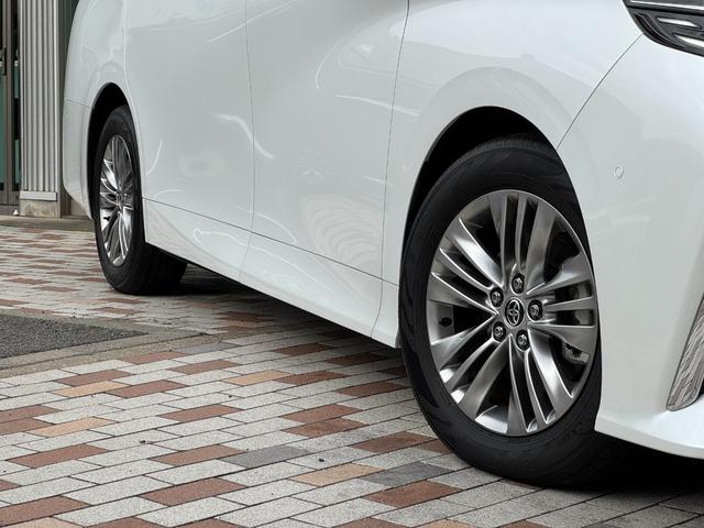 アルファードハイブリッド 　左右独立ムーンルーフ　純正後席モニター　トヨタチームメイト　デジタルインナーミラー　カラーヘッドアップディスプレイ　ユニバーサルステップ　パノマミックビューモニター　パワートランクドア　ＡＣ１００Ｖ（18枚目）