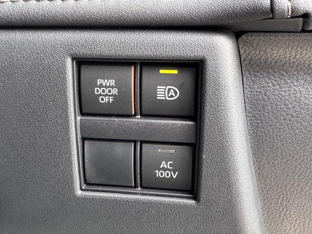 アルファードハイブリッド 　左右独立ムーンルーフ　純正後席モニター　トヨタチームメイト　デジタルインナーミラー　カラーヘッドアップディスプレイ　ユニバーサルステップ　パノマミックビューモニター　パワートランクドア　ＡＣ１００Ｖ（30枚目）