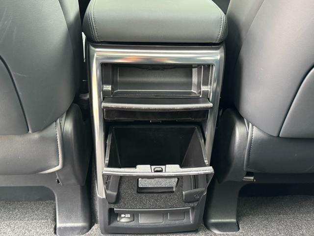 アルファード TRDエアロセット ツインムーンルーフ デジタルインナーミラー 純正9インチディスプレイ ナビキット バックカメラ 12型後席ディスプレイ スペアタイヤ 3眼LEDヘッドライト BSM ETC2.0(67枚目)