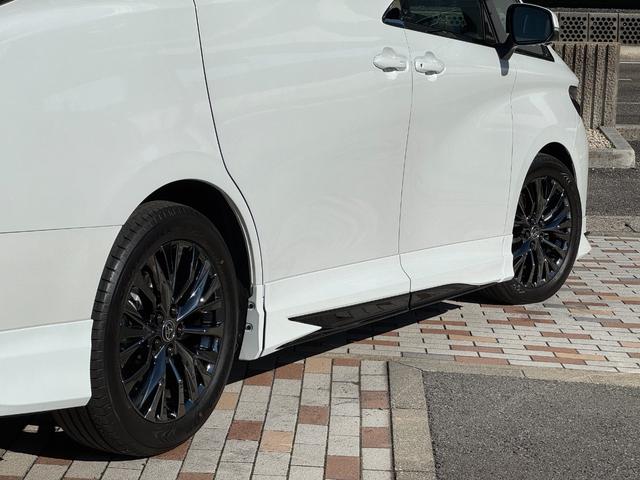 ヴェルファイアハイブリッド Ｚ　プレミア　ＧＲエアロセット　デジタルインナーミラー　左右独立ムーンルーフ　トヨタチームメイト　カラーヘッドアップディスプレイ　純正１３．２型後席ディスプレイ　ブラウン内装　ＢＳＭ　パワートランクドア　ＨＤＭＩ（24枚目）