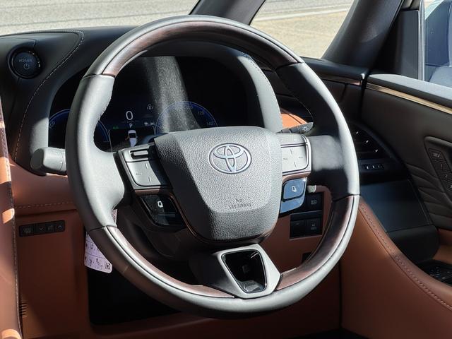 ヴェルファイアハイブリッド Ｚ　プレミア　ＧＲエアロセット　デジタルインナーミラー　左右独立ムーンルーフ　トヨタチームメイト　カラーヘッドアップディスプレイ　純正１３．２型後席ディスプレイ　ブラウン内装　ＢＳＭ　パワートランクドア　ＨＤＭＩ（49枚目）