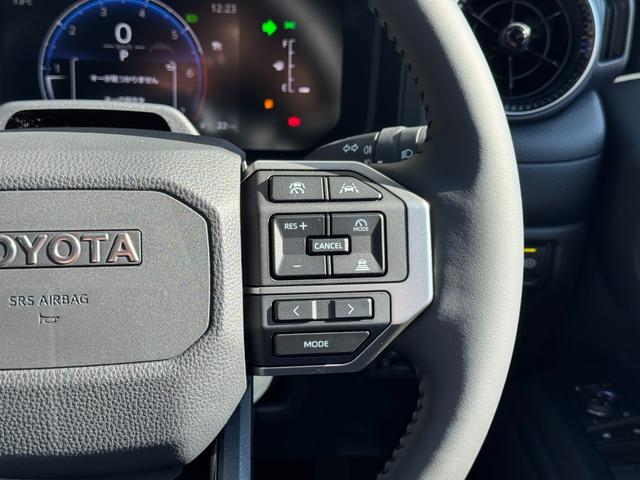 ランドクルーザー２５０ ＶＸ　ＪＡＯＳフロントバンパーカバー　ＪＡＯＳオーバーフェンダー　ＪＡＯＳサイドステップ　ＪＡＯＳマッドガード　ＪＡＯＳアンダーガード　丸目ヘッドライト　トヨタメームメイト　デジタルミラー　サンルーフ（55枚目）