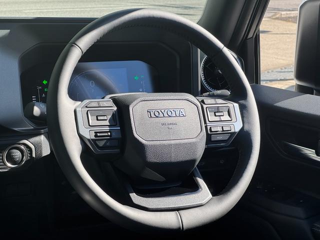 ランドクルーザー２５０ ＶＸ　ＪＡＯＳフロントバンパーカバー　ＪＡＯＳオーバーフェンダー　ＪＡＯＳサイドステップ　ＪＡＯＳマッドガード　ＪＡＯＳアンダーガード　丸目ヘッドライト　トヨタメームメイト　デジタルミラー　サンルーフ（56枚目）