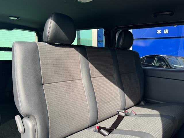 ハイエースバン スーパーGLダークプライムS 4WD デジタルインナーミラー OP15インチAW 寒冷地仕様 両側パワースライドドア 専用ショックアブソーバー ハーフレザーシート LEDヘッド LEDフォグ スカッフプレート AC100V(56枚目)