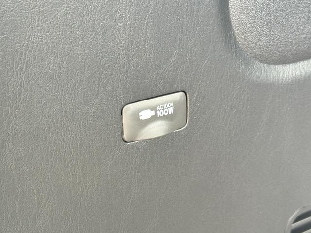 ハイエースバン スーパーGLダークプライムS 4WD デジタルインナーミラー OP15インチAW 寒冷地仕様 両側パワースライドドア 専用ショックアブソーバー ハーフレザーシート LEDヘッド LEDフォグ スカッフプレート AC100V(66枚目)