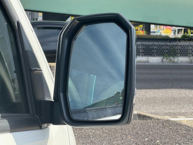 ハイエースバン ロングスーパーGLダークプライムS 4WD デジタルインナーミラー OP15インチAW 寒冷地仕様 両側パワースライドドア 専用ショックアブソーバー ハーフレザーシート LEDヘッド LEDフォグ スカッフプレート AC100V(32枚目)