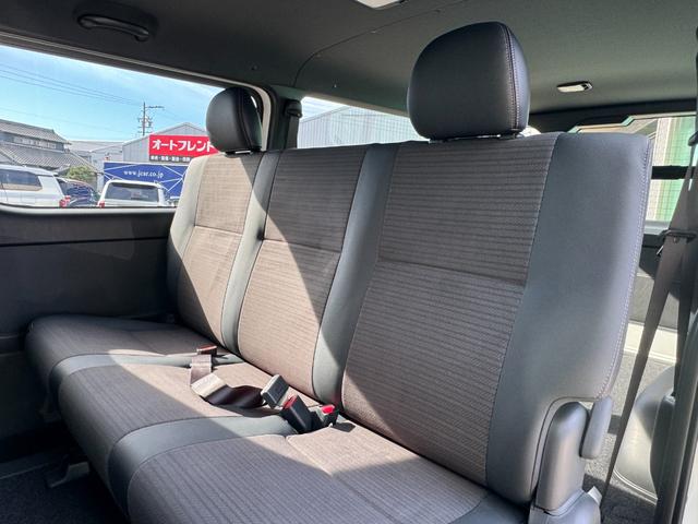 ハイエースバン ロングスーパーGLダークプライムS 4WD デジタルインナーミラー OP15インチAW 寒冷地仕様 両側パワースライドドア 専用ショックアブソーバー ハーフレザーシート LEDヘッド LEDフォグ スカッフプレート AC100V(49枚目)