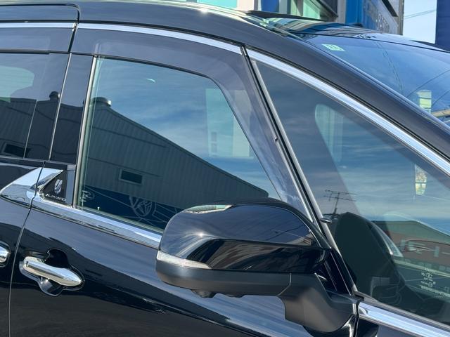 アルファードハイブリッド Ｚ　左右独立式ムーンルーフ　純正１４インチコネクトナビ　デジタルインナーミラー　パノラミックビューモニター　１３．２インチフリップダウンモニター　トヨタチームメイト　ステップ　２．０ＥＴＣ　ＢＳＭ（23枚目）