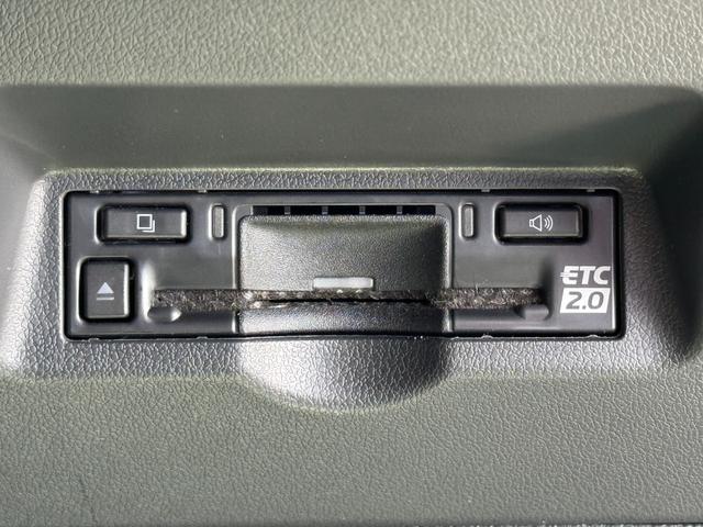 アルファードハイブリッド Ｚ　左右独立式ムーンルーフ　純正１４インチコネクトナビ　デジタルインナーミラー　パノラミックビューモニター　１３．２インチフリップダウンモニター　トヨタチームメイト　ステップ　２．０ＥＴＣ　ＢＳＭ（56枚目）