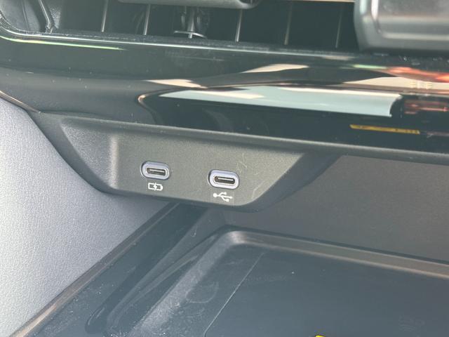 アルファードハイブリッド Ｚ　左右独立式ムーンルーフ　純正１４インチコネクトナビ　デジタルインナーミラー　パノラミックビューモニター　１３．２インチフリップダウンモニター　トヨタチームメイト　ステップ　２．０ＥＴＣ　ＢＳＭ（59枚目）