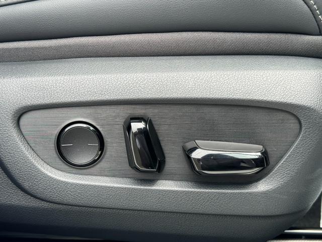 ＲＸ ＲＸ３５０　Ｆスポーツ　パノラマルーフ　デジタルインナーミラー　オレンジキャリパー　アドバンスパーク　パノマミックビューモニタ－　赤革シート　３眼ＬＥＤヘッドライト　ＢＳＭ　メーカーナビ　２．０ＥＴＣ　ドライブレコーダー前後（49枚目）